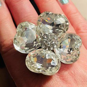 Beautiful Flower Ring with adjustable band